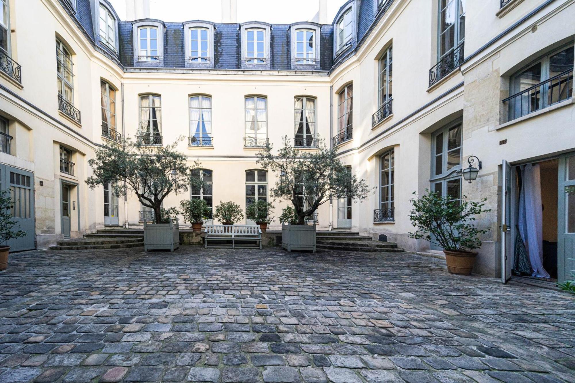 Pick A Flat'S Apartement In Place Des Vosges - Rue Saint-Gilles Parijs Buitenkant foto